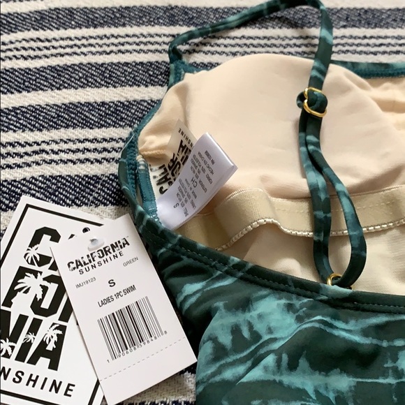 NWT Boho green tassel one-piece swimsuit -Small - Picture 4 of 8